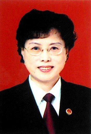 孙桂华，演艺之路的璀璨之星